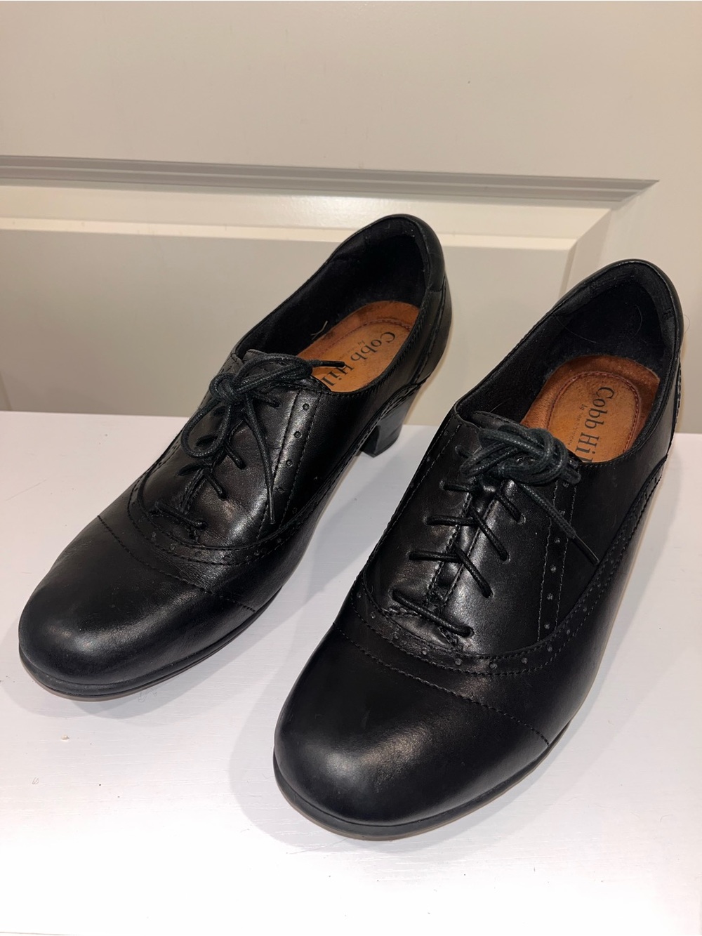 Cobb hill by new balance Women Refresh Lace Up Perforated Chunky Heel Oxford 11M